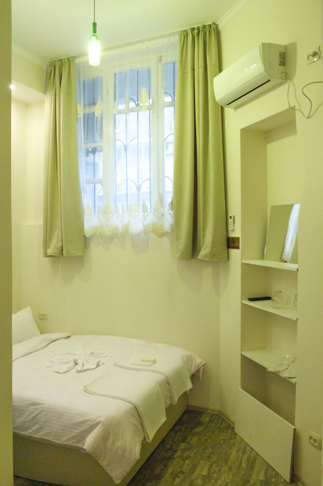 Apartment On Rustaveli Avenue Tbilisi Ngoại thất bức ảnh