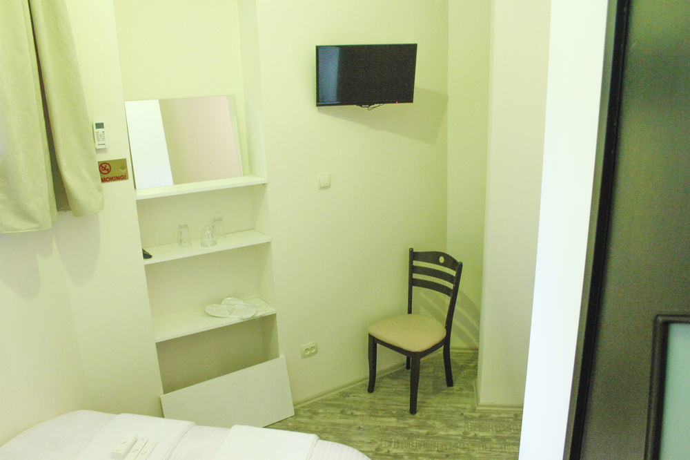 Apartment On Rustaveli Avenue Tbilisi Ngoại thất bức ảnh