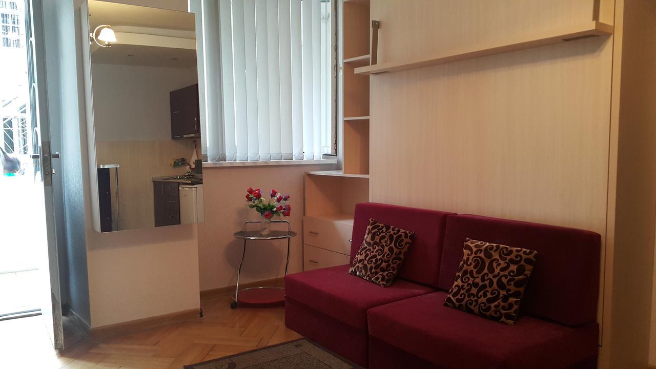 Apartment On Rustaveli Avenue Tbilisi Ngoại thất bức ảnh